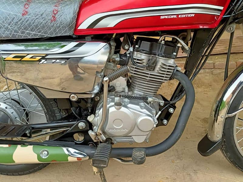 Honda CG125 all document clear hai engine janiya ne 1