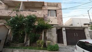 Ground+1House Available on Sale In Gulshan e Iqbal Block 7