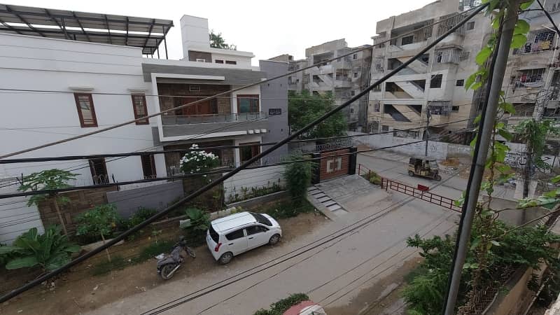 Ground+1House Available on Sale In Gulshan e Iqbal Block 7 4