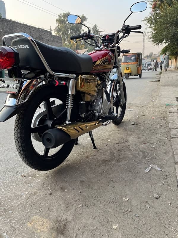 Honda 125 ( Gold Edition ) 13