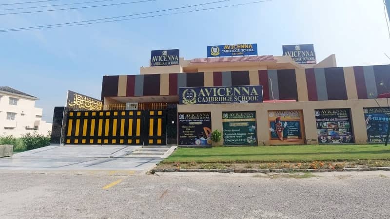 DOWN T0WN 5 MARLA COMMERCIAL FOR SALE MAIN JATTI UMRA ROAD 8