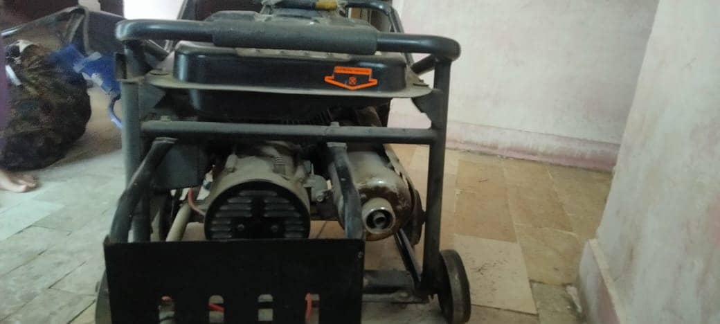 SG Generator Product of Surmawala Good Condition working 1