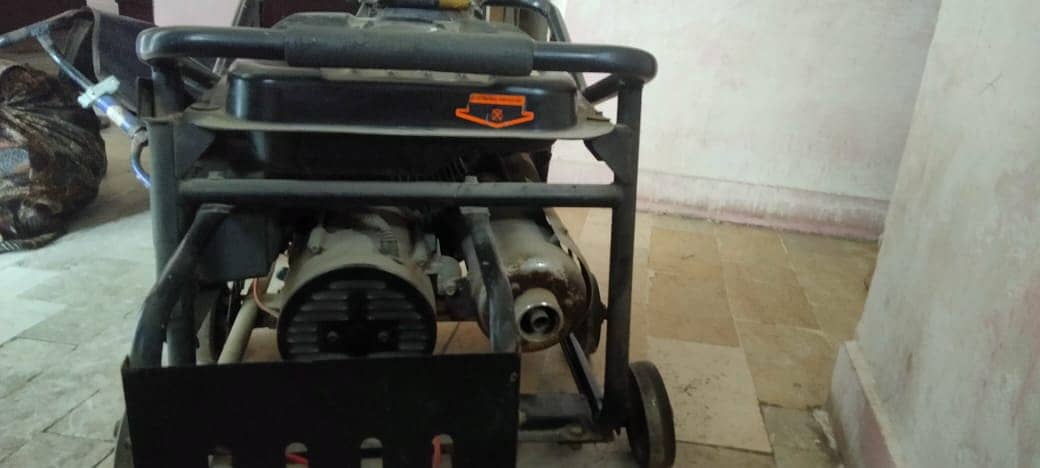 SG Generator Product of Surmawala Good Condition working 4