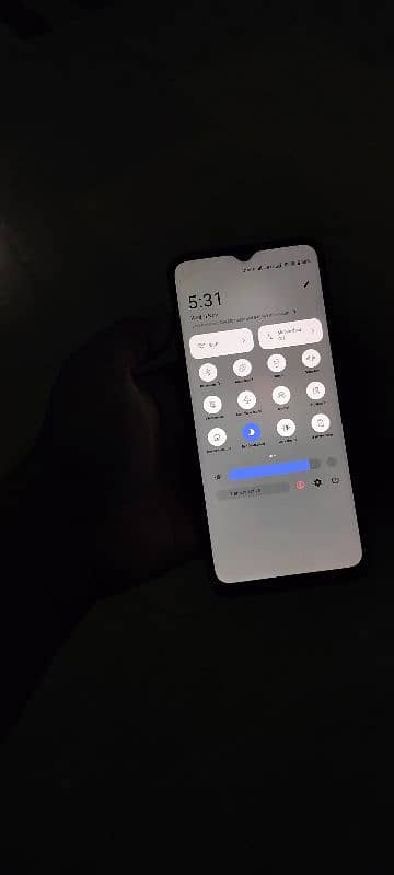 Vivo Y17S 6