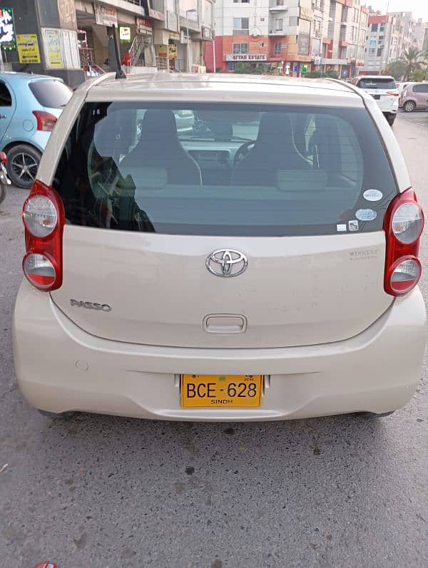 Toyota Passo 2011 13