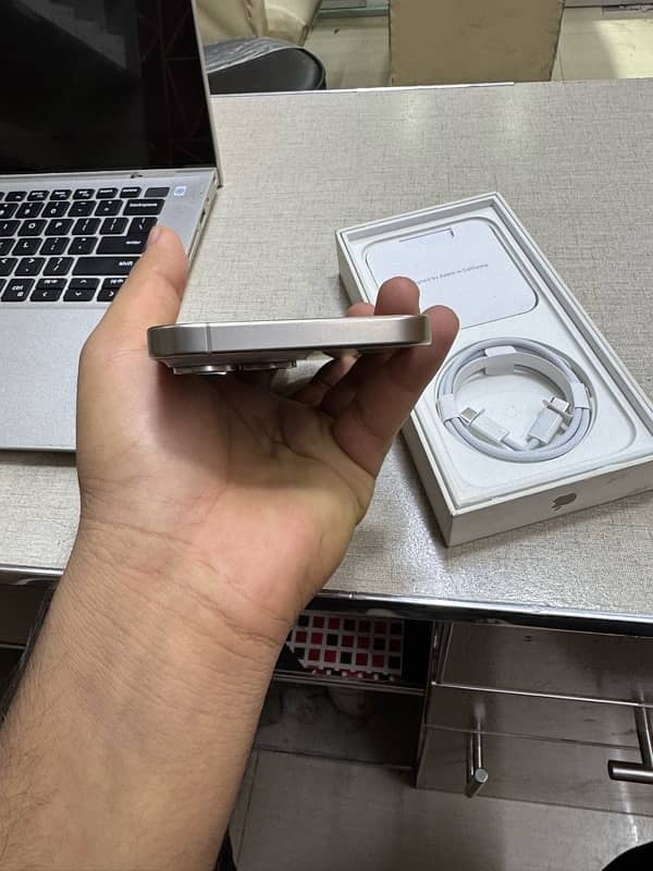 iPhone 15 Pro Max 256gb Pta Approved 4