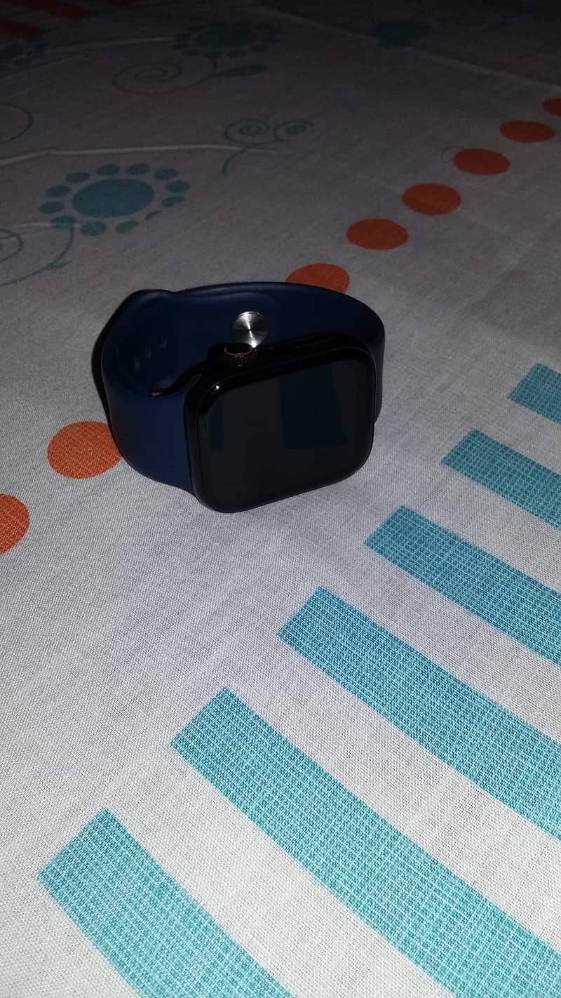 Apple watch series 8 midnight aluminum case 0