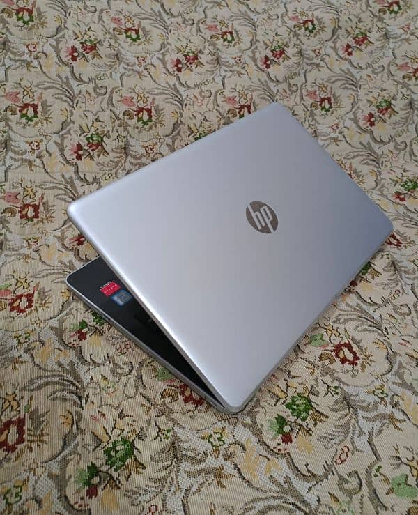 Hp Core i5-7th Gen 8GB RAM 128GB SSD 512GB HD Radeon 2GB Graphics Card 4