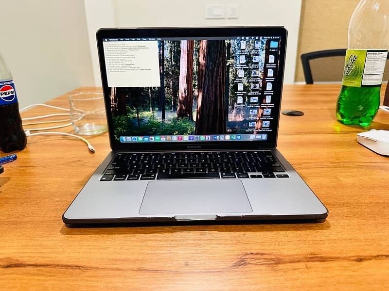 Macbook Pro M1 2020 in 10/10 condition 5