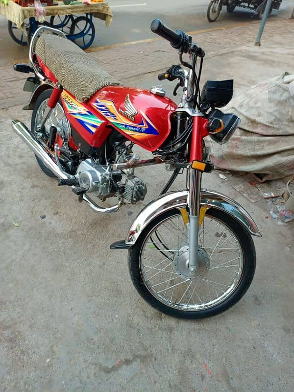 Honda CD70 full final price 60000 0