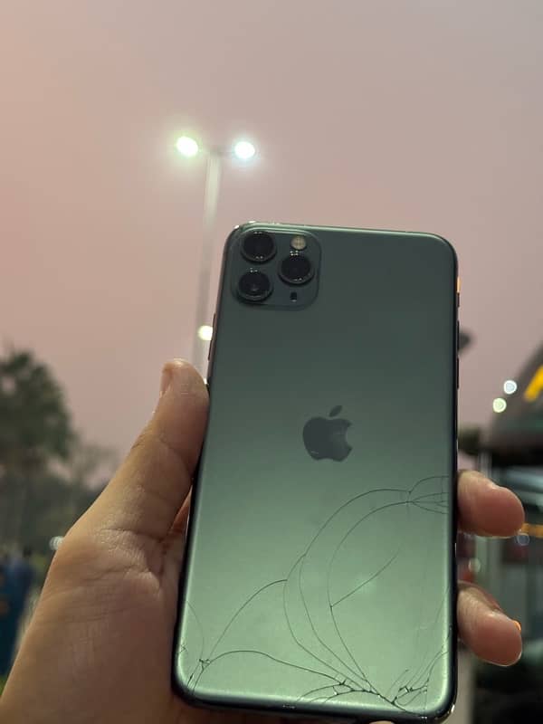 Iphone 11 Pro max 256GB PTA Approved 9