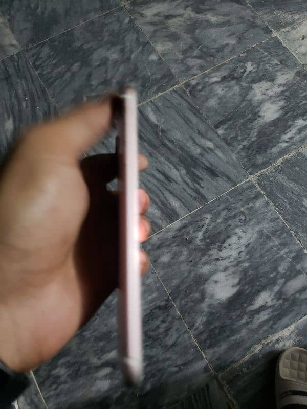 iphone 7Plus 32GB condition 10/9.9 No open no repair pta Approved 3