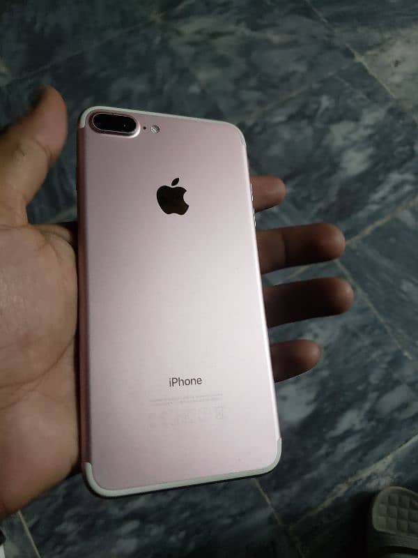 iphone 7Plus 32GB condition 10/9.9 No open no repair pta Approved 4