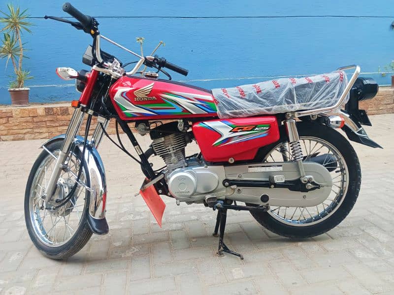 Honda cg 125 2023 3