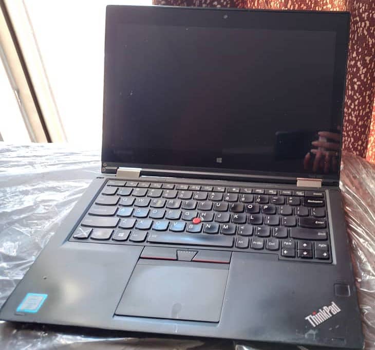 Black Ultra Book 3