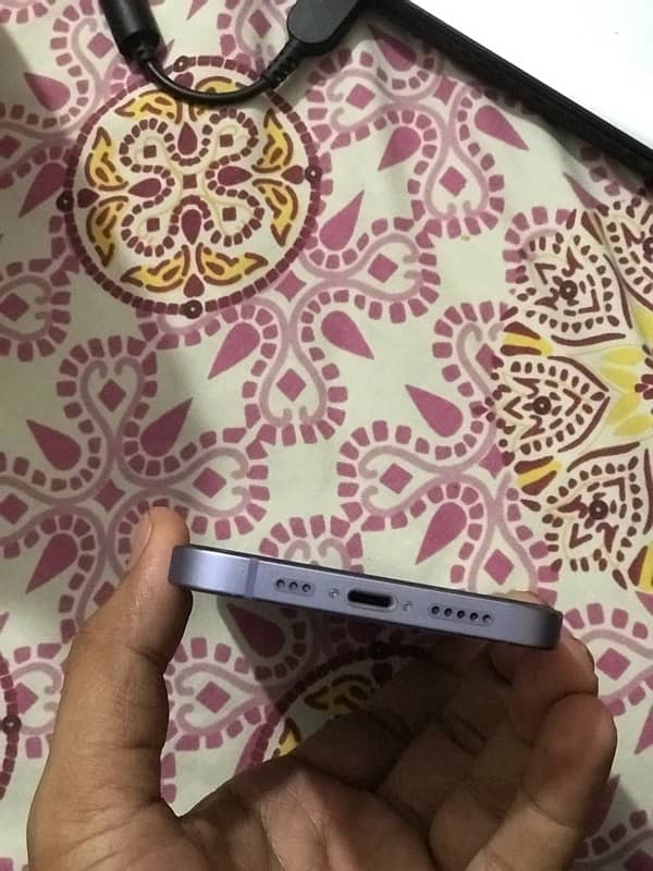 Iphone 12 Non PTA 3