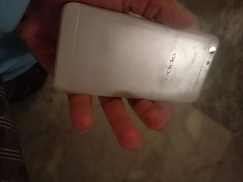 Bhai oppo a 57 mobile he pta he 7