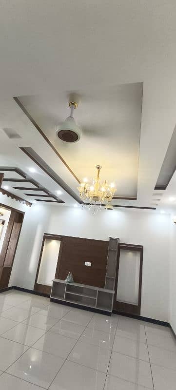 7 Marla beautiful house for sale in Jinnah garden 17