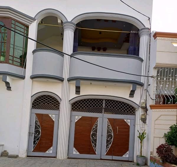 Tripple Storey 200 Square Yards House Available In Gulshan-e-Kaneez Fatima For sale 5