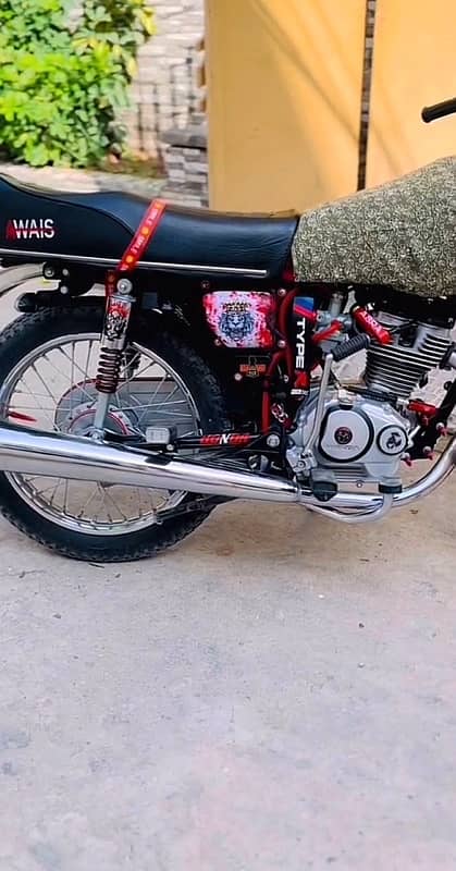 HONDA  125  MODIFIED 4