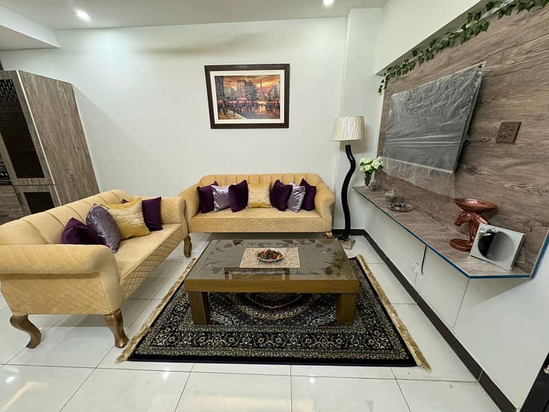 AN OUTSTANDING ONE BED FURNISHED APARTMENT AVAILABLE FOR RENT IN E-11 2