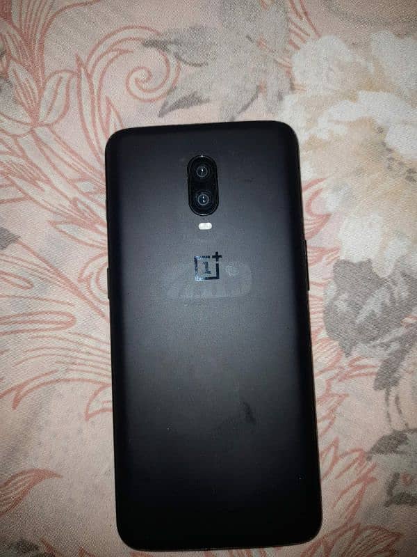 OnePlus 6t mobile phone with free cover 1