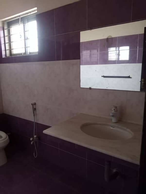 1 kanal lower lock upper portion for rent in dha phase 5 7