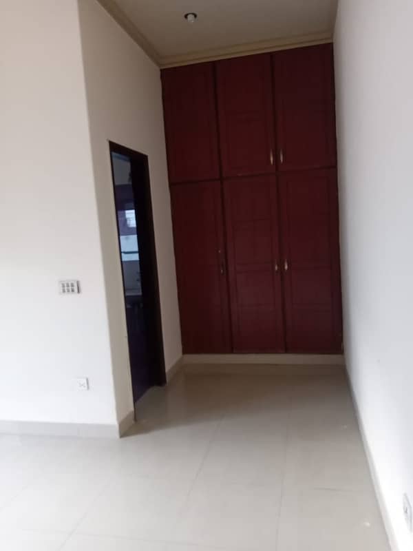 1 kanal lower lock upper portion for rent in dha phase 5 10