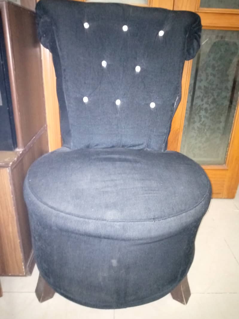 Sofa chair 1