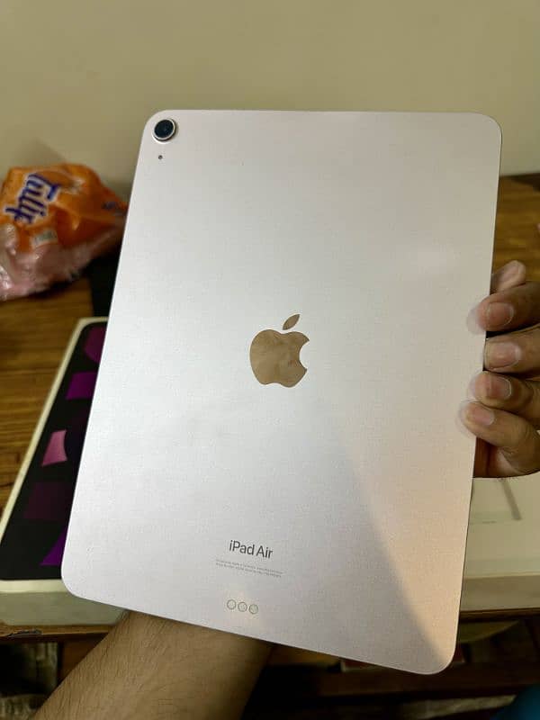 iPad Air 5 2022 64gb Complete Box 6