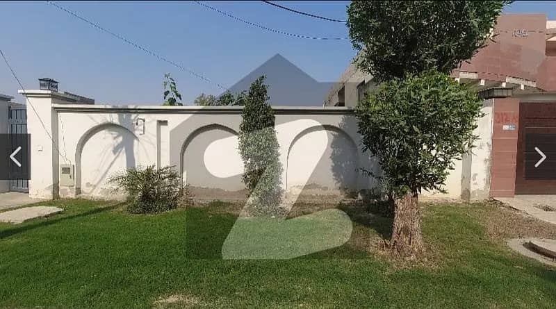 1 Kanal Farm House For sale in Chinar Bagh Raiwind Road Lahore LDA Approved 4