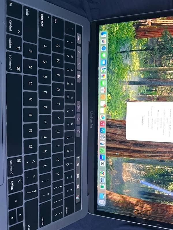 MacBook Pro 2018 | 16/512 M2 | Touch Pad 3