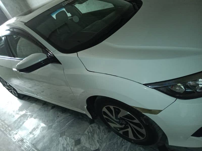 Honda Civic Oriel 2018 6