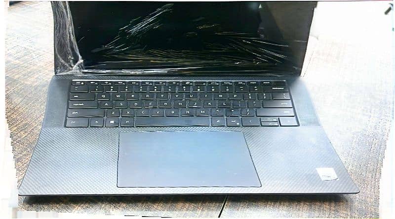 Dell precision 5550 i7 10th gen 4gb vga 0