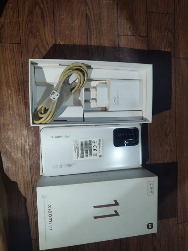 Xiaomi Mi11t urgent sale box charger complete 2