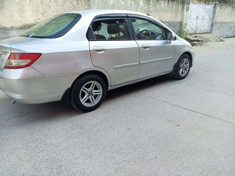 Honda City IDSI 2004 10