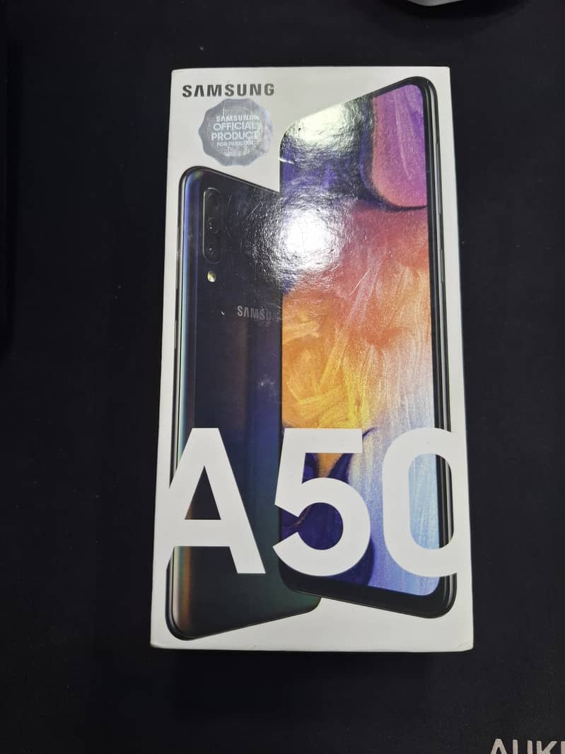 Samsung Galaxy A50 Black Color (4gb, 128gb) 0