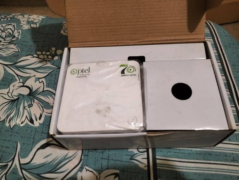 PTCL Smart tv box 1