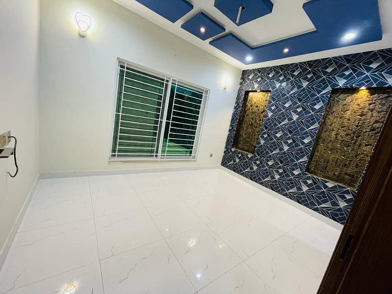 5 Marla Like Brand New Luxury House Available For Rent In Bahria Town Lahore. 3