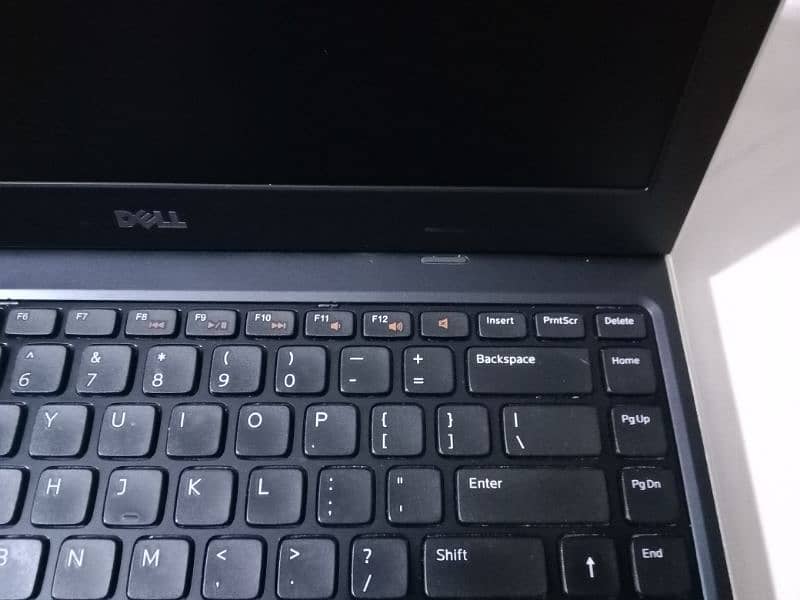 Dell Latitude 3330 core i3 3rd gen beautiful slim laptop 2