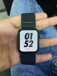 series 4 nike addition 44mm