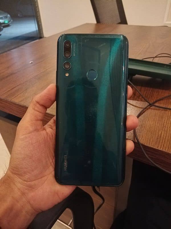 Huaweii Y9 prime 2019 3