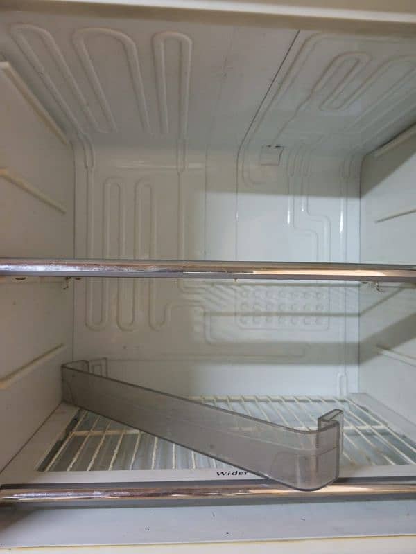 Dawlance Refrigerator 2