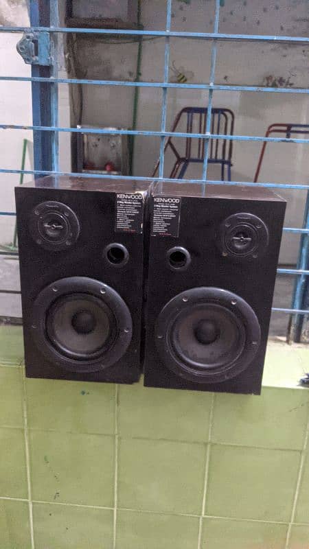 8 inch speaker made in Japan and amplifier 2