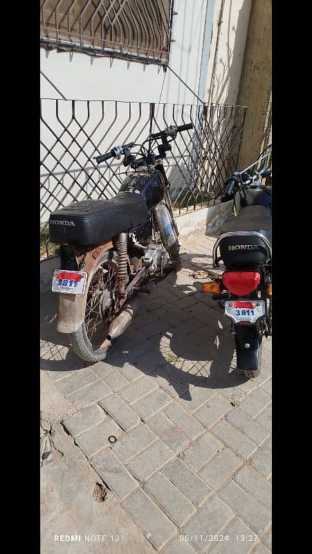 2 Honda CD 70 Bikes, Both have Same Digits Registration numbers. 6