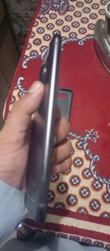 Motorola Z4 4/64gb with 10/10  condition 3