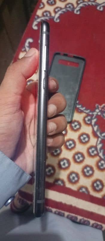 Motorola Z4 4/64gb with 10/10  condition 4