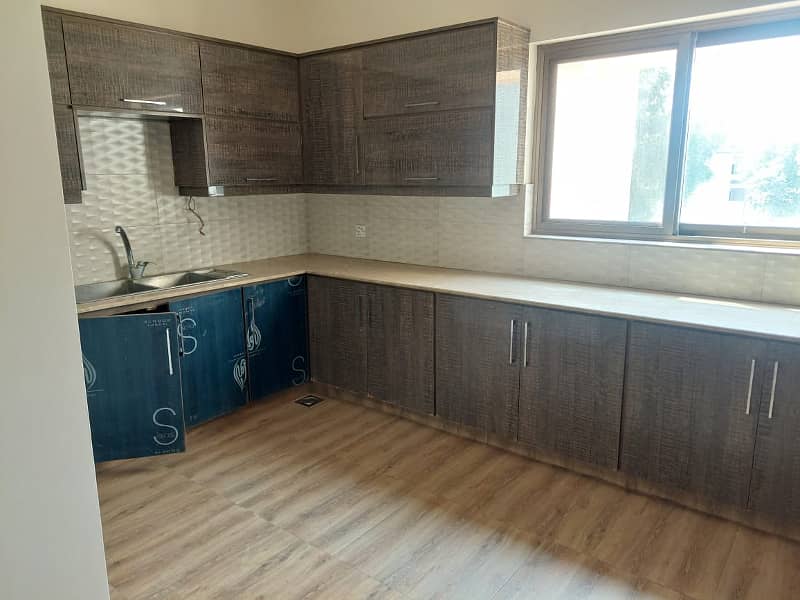 1 kanal Full House For Rent In Lake City Sector M2 20