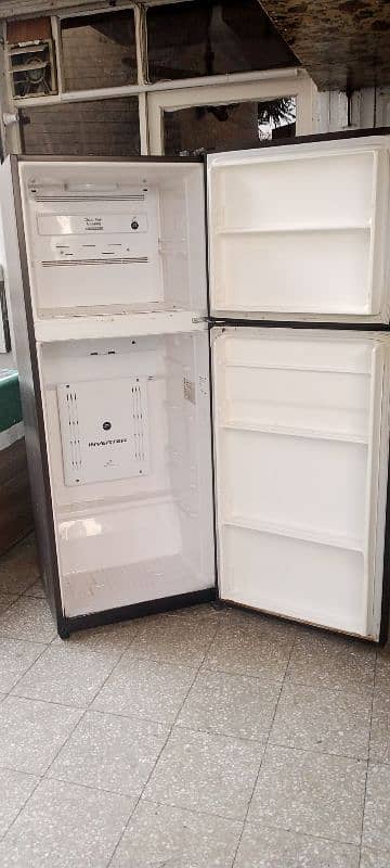 Hitachi Refrigerator 1