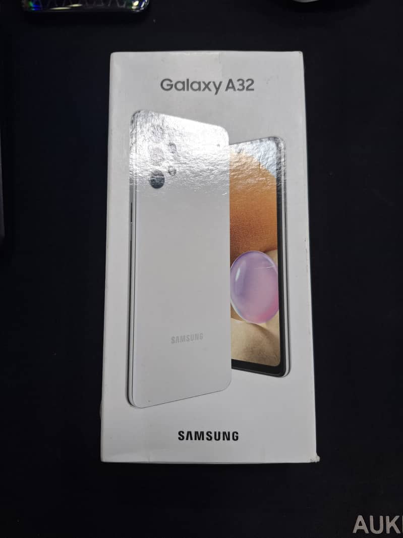 Samsung Galaxy A32 Awesome White (6 GB, 128 GB) 0